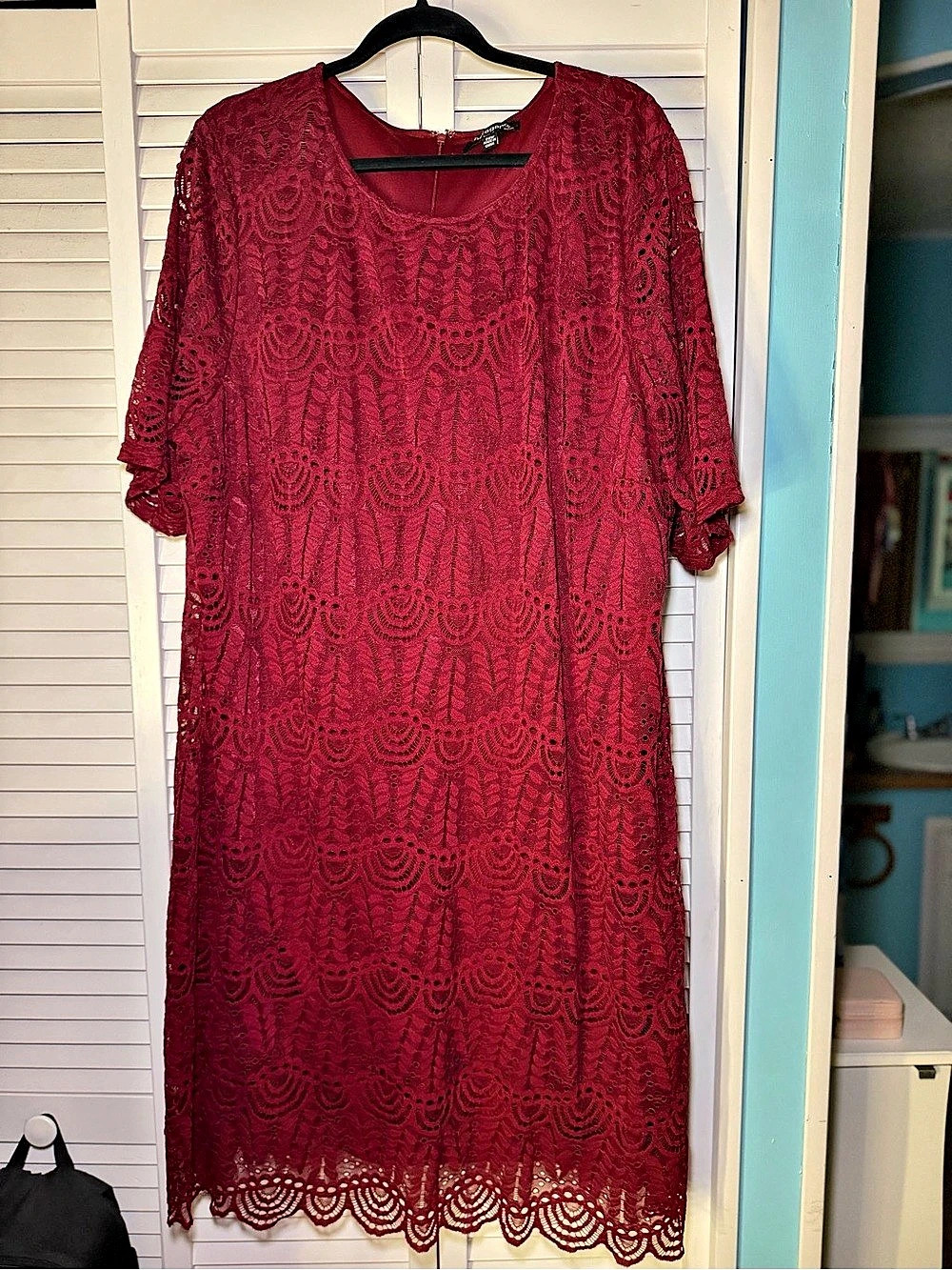Sharagano Lace Midi Dress